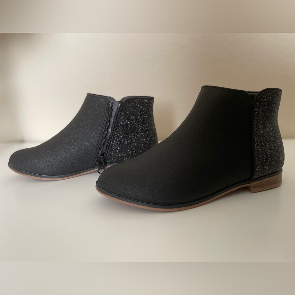 Cat and Jack Black Ankle Boots with Glitter Detail